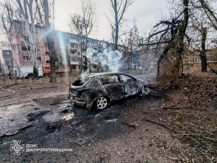 Росіяни повторно вдарили по Кривому Рогу, коли рятувальники ліквідовували наслідки першої атаки