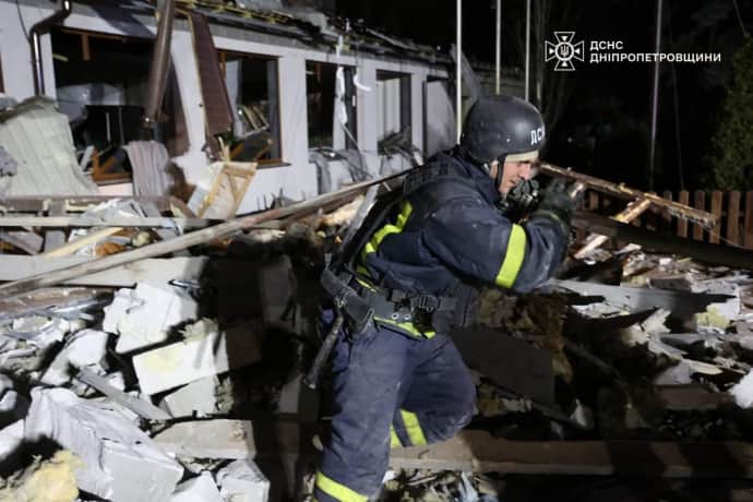 У готель, по якому вдарили росіяни, напередодні заселились іноземні волонтери &ndash; Зеленський