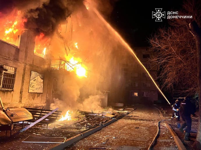 Обстріл Добропілля на Донеччині: щонайменше 11 загиблих, 30 поранених