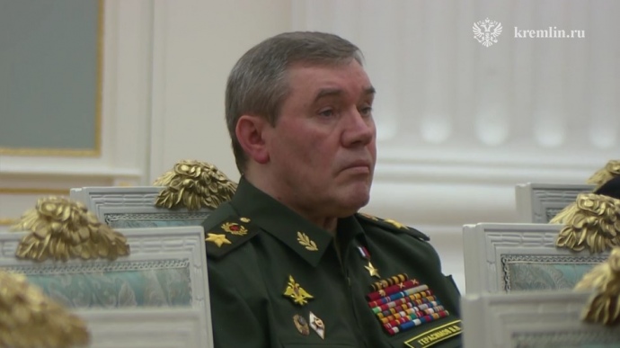 Путін зібрав всю свою верхівку розказати про мирні переговори